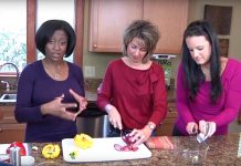 Video: Vegan Stuffed Peppers