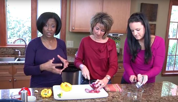 Video: Vegan Stuffed Peppers