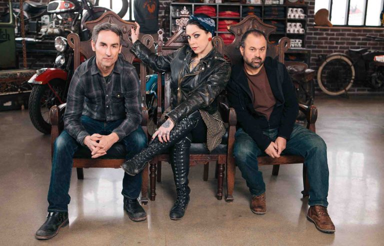‘American Pickers’ returns to Ohio in June, seeks antique leads