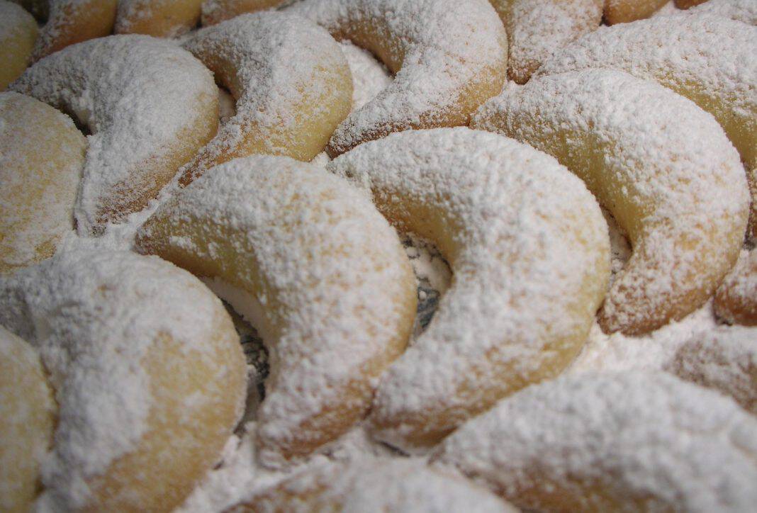 Vanilla Kipferl | German Christmas cookie