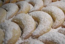 Vanilla Kipferl | German Christmas cookie