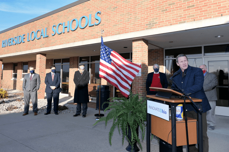Pilot project expands broadband to southern Ohio communities