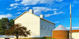 Where to find summer farmers markets in the Mahoning Valley. This photo depicts the barn and fields at Villa Maria.