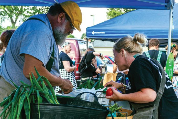 Where to find farmers markets in the Mahoning Valley. This image depicts the Warren Farmers’ Market in Warren. The weekly market offers fresh and locally grown produce, specialty items, honey, soaps, artisan goods, food how-to demonstrations, nutritional education and yoga. Accepts credit and debit cards and food-assistance benefits (Produce Perks, Senior Farmers Market, Trumbull County WIC and the Ohio Direction Card/SNAP (food-assistance benefits EBT card). Sevasti Tripoulas is market manager. Occurs on Tuesdays throughout summer. 3-6 p.m., Tuesdays.